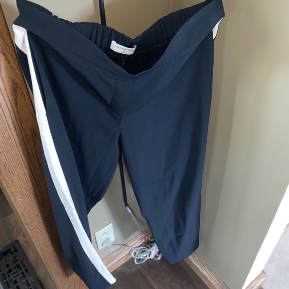 Aritzia babaton Conan pants with stripe - size 8 - Picture 3 of 4